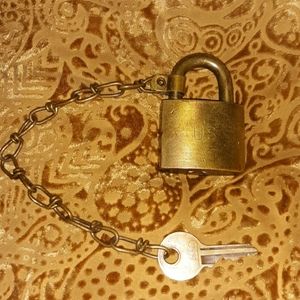 Vintage US Govt. Issue Lock